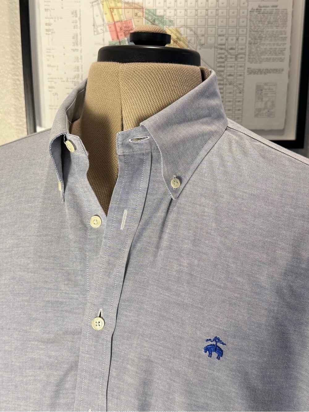 Brooks Brothers Men's L Light Blue Oxford Button-Down Shirt Logo